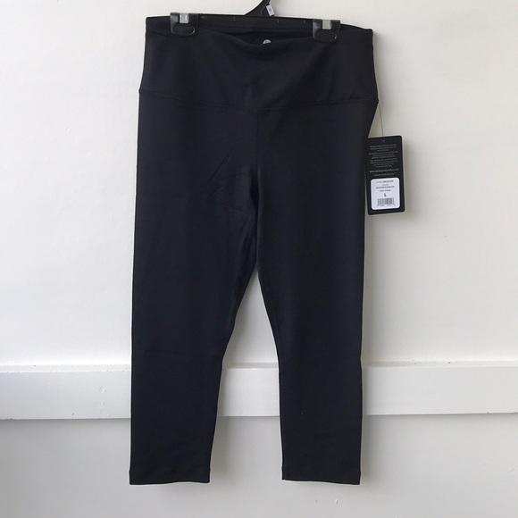 New 90 Degree by Reflex High Waisted Capri Legging - Picture 2 of 5